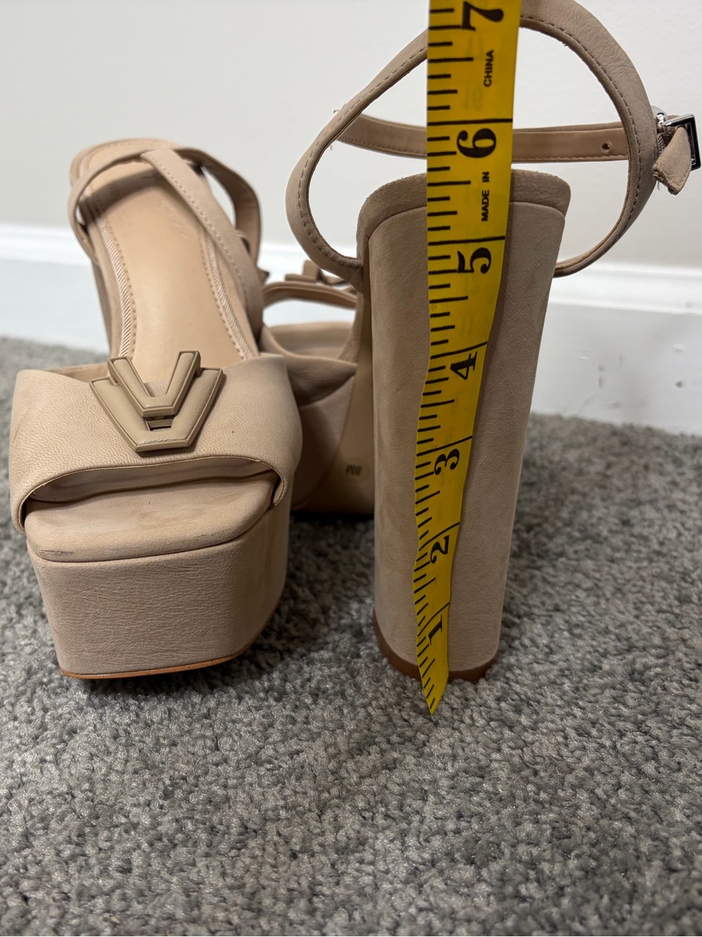 Gianni Bini Beige Platform Block Heel Sandals - Picture 4 of 8